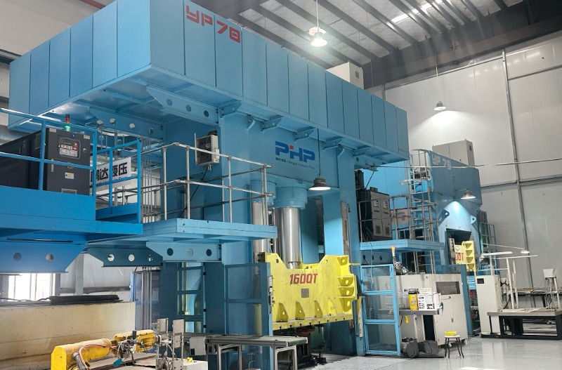 Jak se liší hydraulický lis SMC od běžných hydraulických lisů?